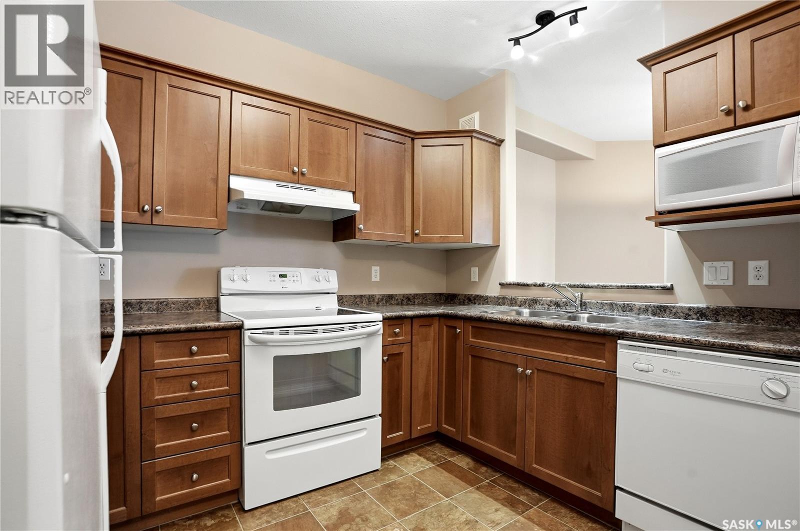 213 928 Heritage View, Saskatoon, Saskatchewan  S7H 5T7 - Photo 4 - SK036438