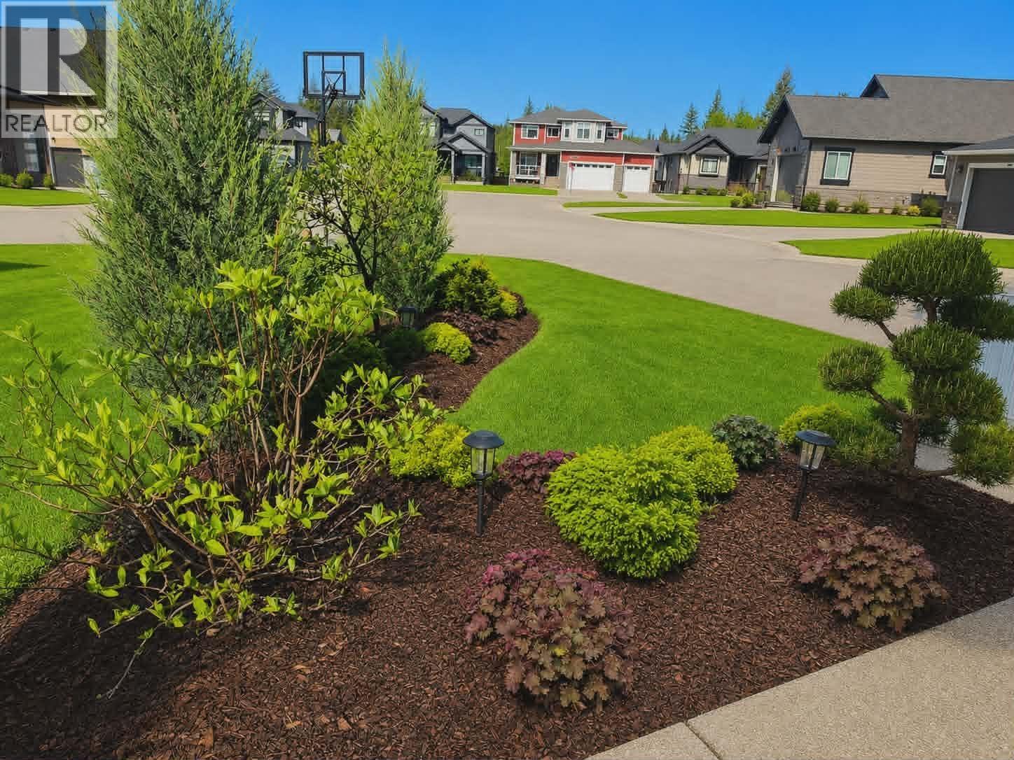 4194 Mears Court, Prince George, British Columbia  V2K 0B1 - Photo 2 - R3114853