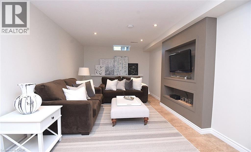 1115 Avondale Drive, Oakville, Ontario  L6H 5K9 - Photo 33 - 40831118