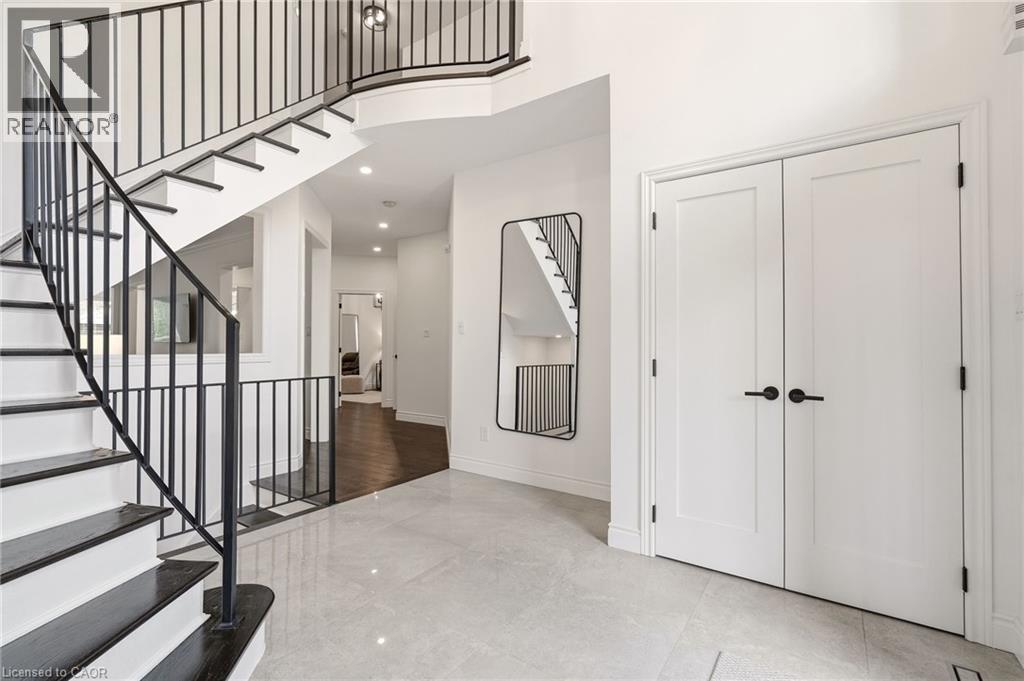 1379 Liverpool Street, Oakville, Ontario  L6M 4P1 - Photo 6 - 40828192