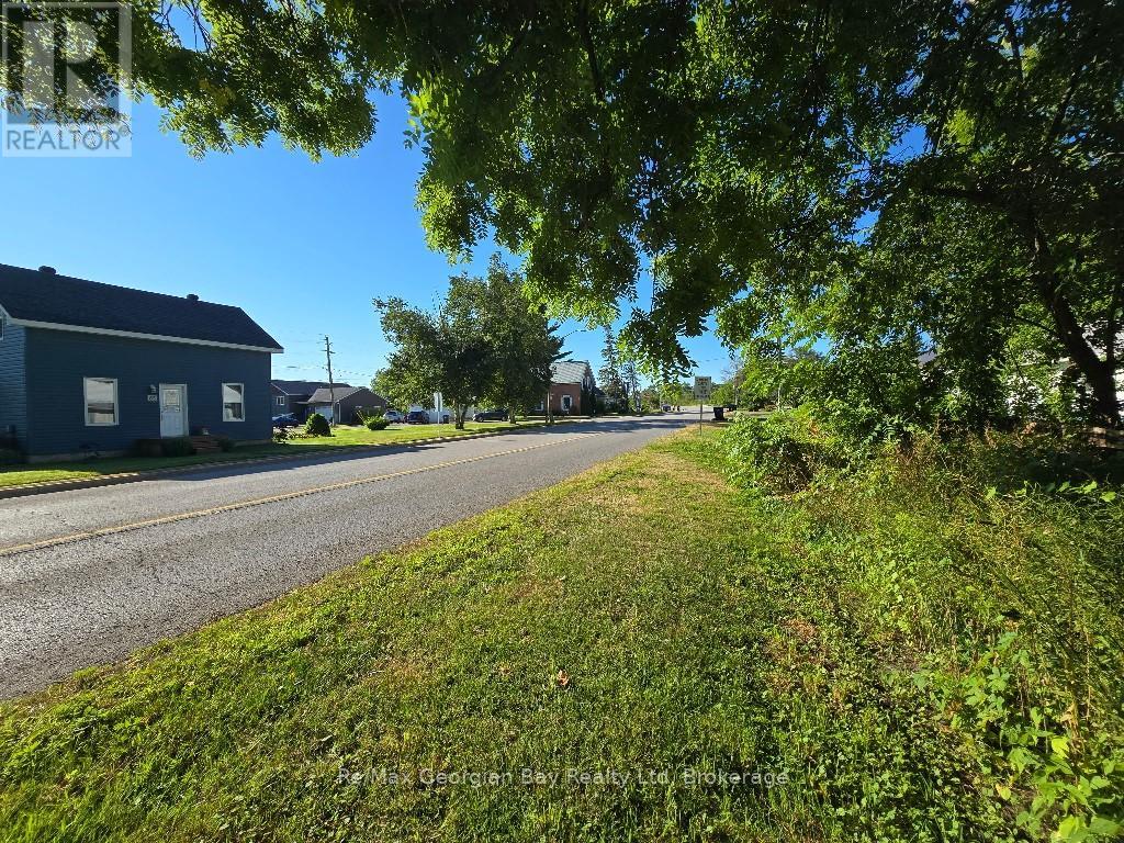 72 Coldwater Road, Severn (Coldwater), Ontario  L0K 1E0 - Photo 12 - S13154706