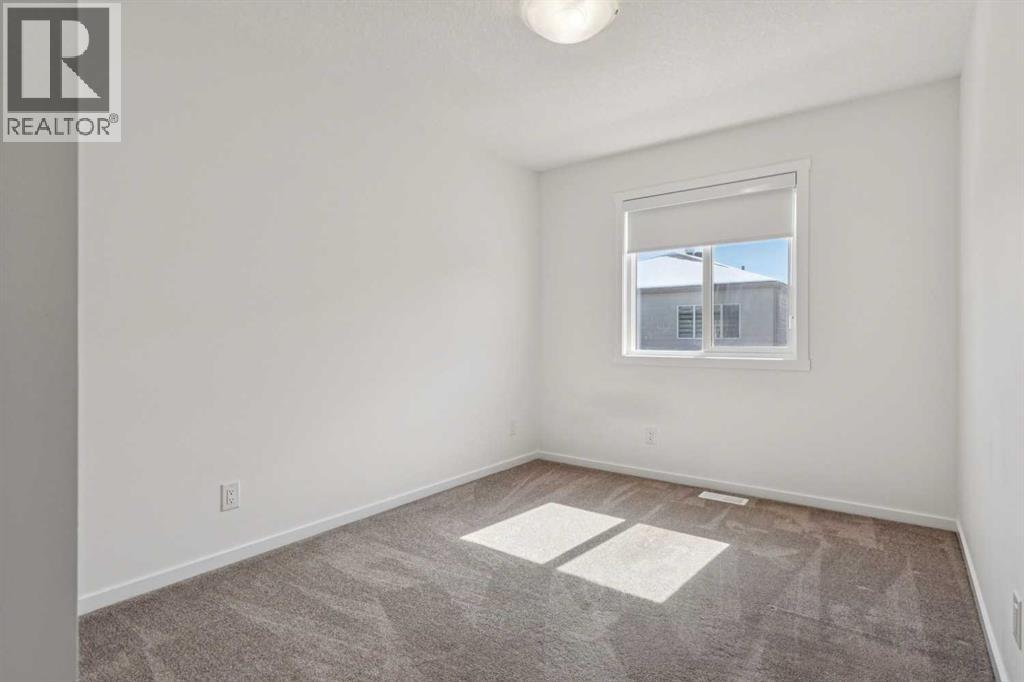 25 Yorkstone Row SW, Calgary, Alberta T2X 5H4 - Photo 23 - A2296058