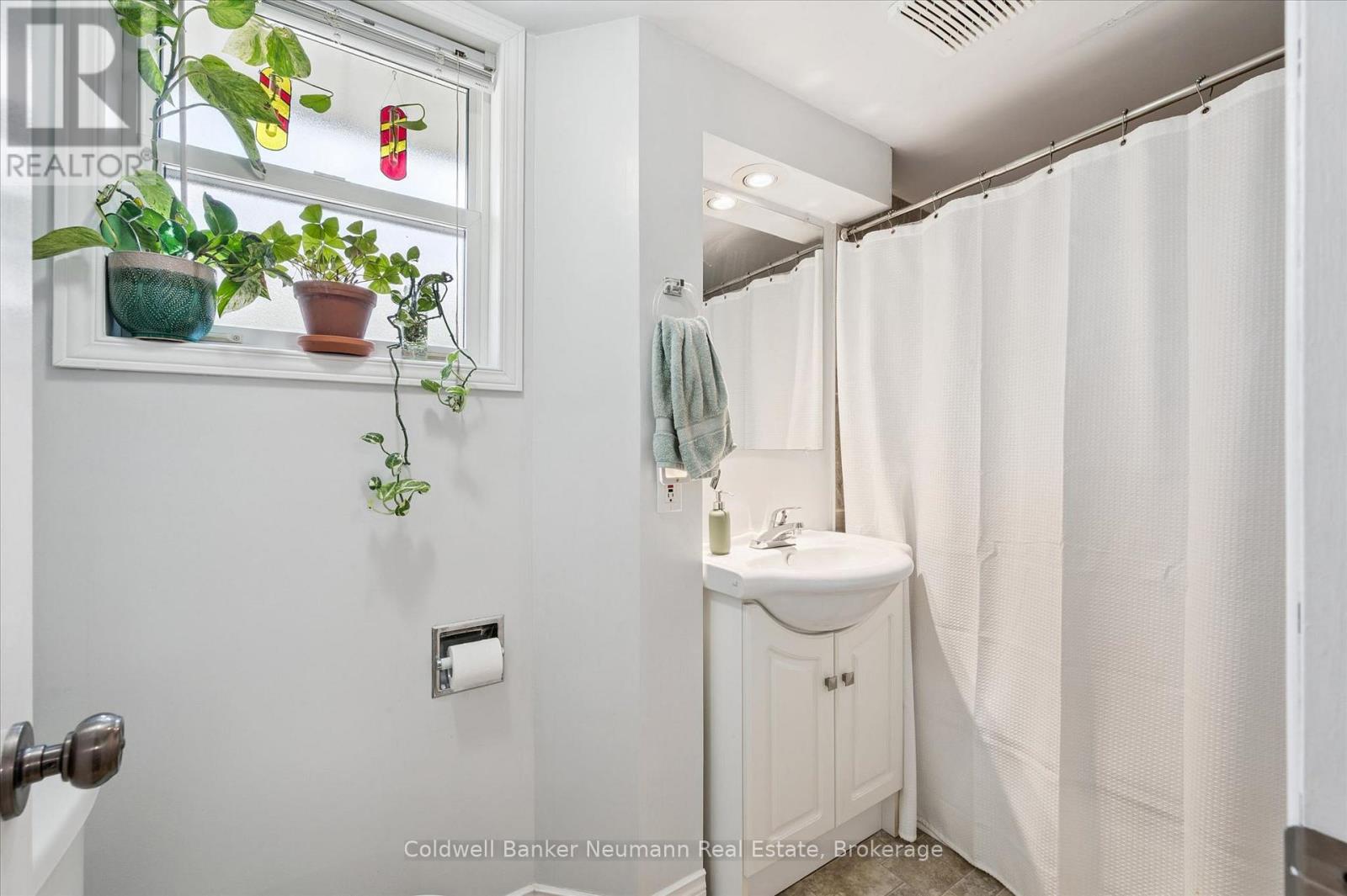 161 Grange Street, Guelph, Ontario  N1E 2V7 - Photo 8 - X13154716