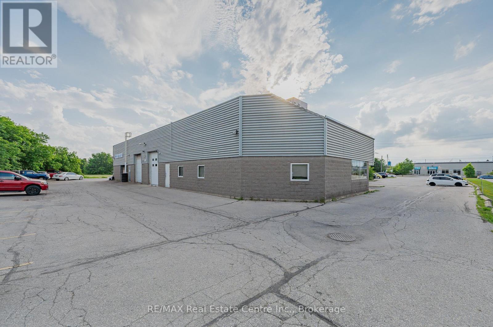 214 Speedvale Avenue W, Guelph, Ontario  N1H 1C4 - Photo 10 - X13154758