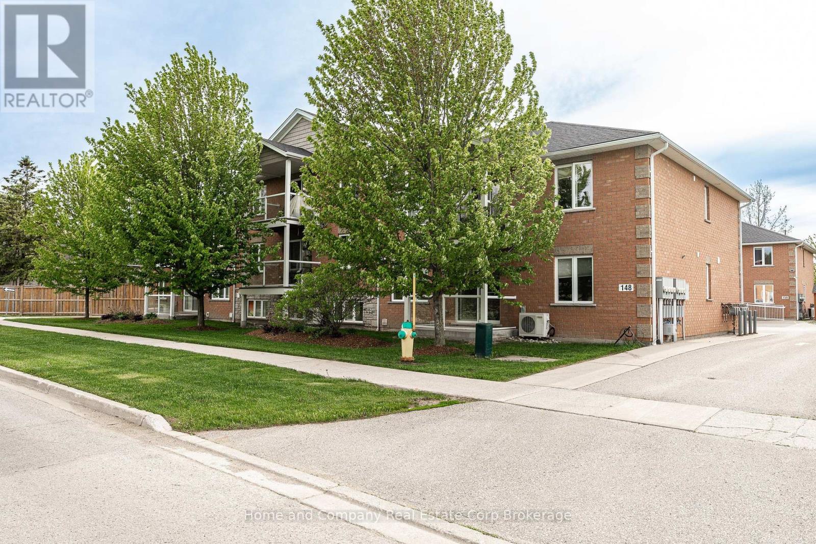 Condo living looks good in this stunning, freshly painted unit!  Whether you are a first time buyer, downsizing or investing, the low maintenance living is appealing.  Overlooking the golf course on your private balcony amongst the trees, a hideaway is created while enjoying your morning coffee and watching the sun rise.   This unit offers 2 bedrooms and 1 4-Piece Bathroom.   Open concept living, dining and kitchen provides the perfect space for entertaining.  With over 1100 square feet, this condo is spacious and bright with an abundance of natural light.  Your designated parking spot is right out front with minimal stairs to your unit.  Located in the south end of town close to the golf course, grocery store, schools, park and walking trails.  This one is definitely worth viewing! (id:48254)