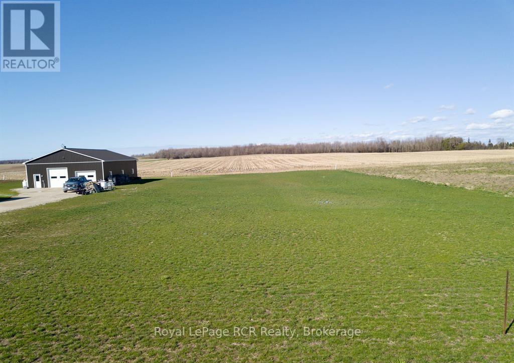 418 Hayes Lake Avenue, Huron-Kinloss, Ontario  N0G 2B0 - Photo 3 - X13155024