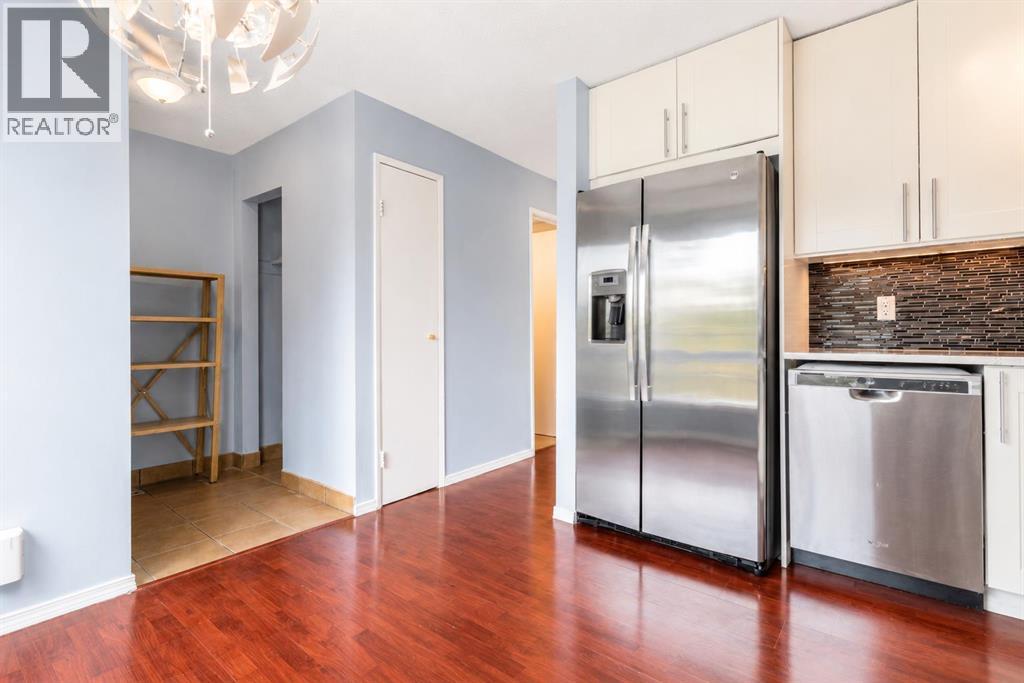 160, 123 Queensland Drive SE, Calgary, Alberta  T2J 5J4 - Photo 5 - A2313116