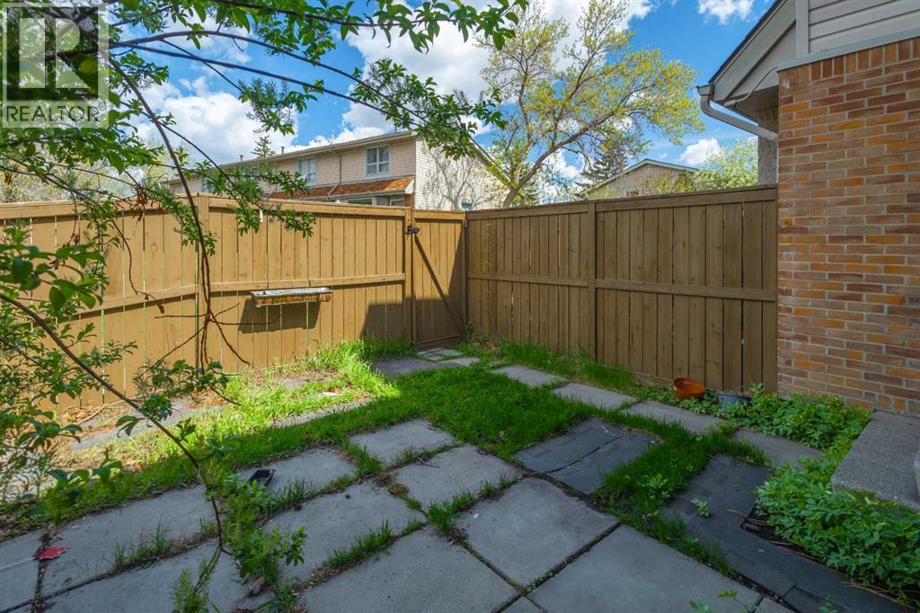 160, 123 Queensland Drive SE, Calgary, Alberta  T2J 5J4 - Photo 43 - A2313116