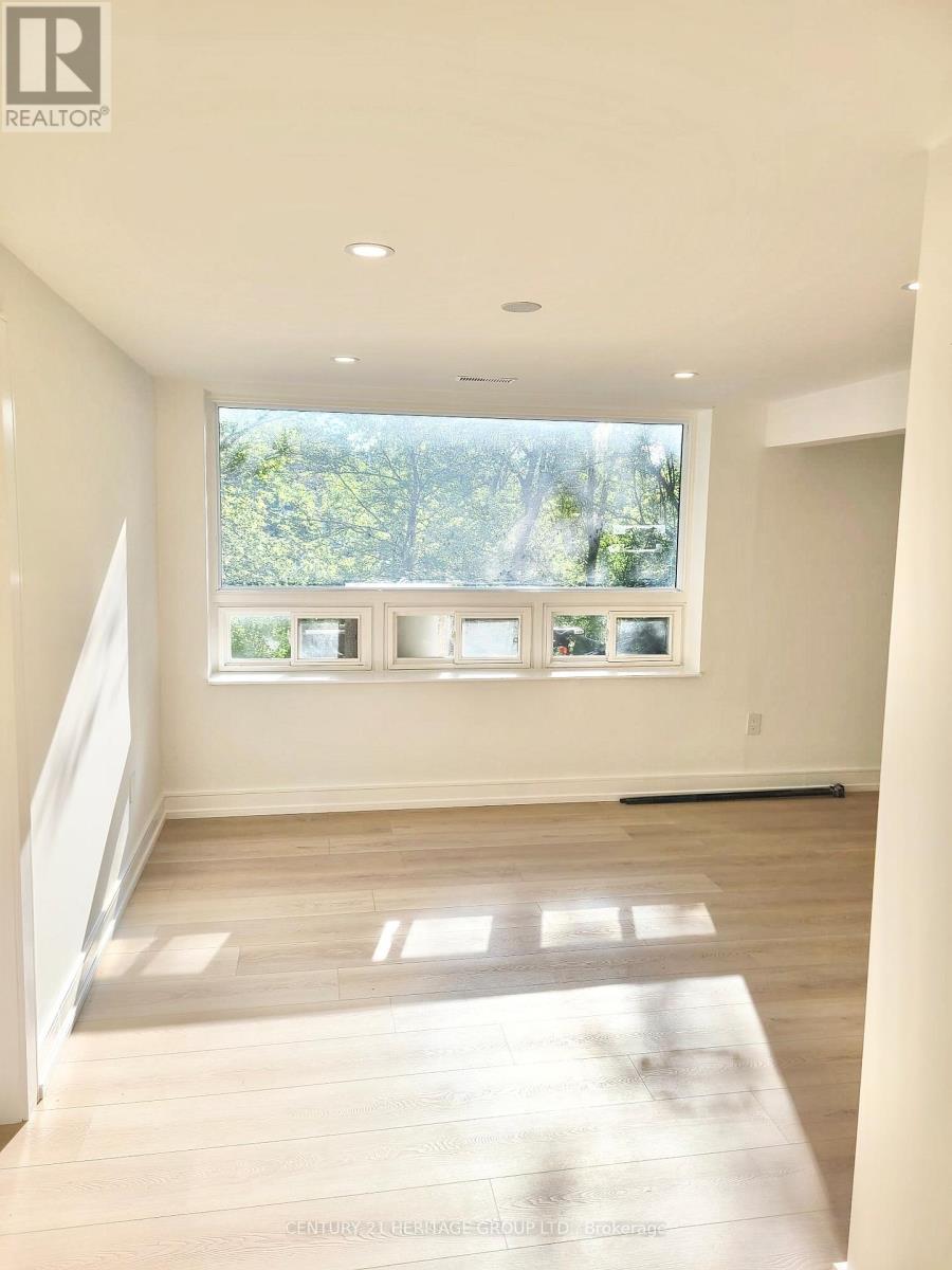 Unit 1 - 81 Bolton Avenue, Newmarket, Ontario L3Y 2X3 - Photo 4 - N13149368
