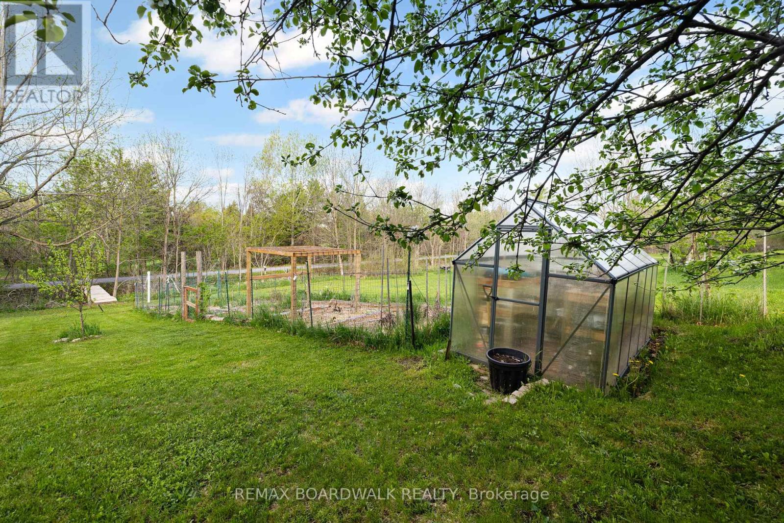 256 Mitcheson Street, Mississippi Mills, Ontario  K0A 1A0 - Photo 34 - X13036608