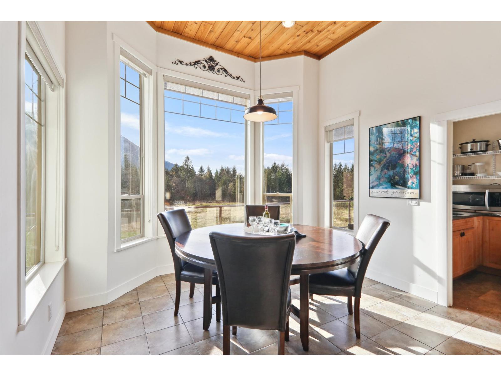 4601 Bench Road, Ryder Lake, Chilliwack, British Columbia V4Z 1G1 - Photo 11 - R3125273