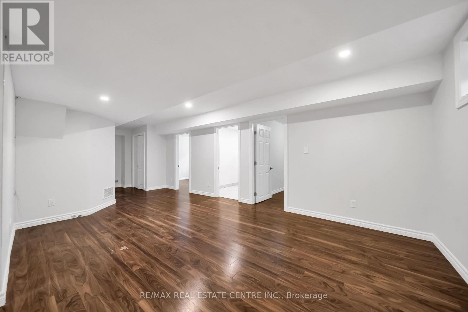 1074 Farmstead (Bsmt) Drive, Milton, Ontario L9T 8G5 - Photo 19 - W13018788