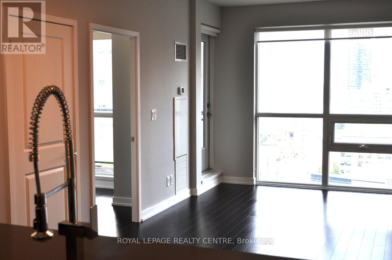 1408 - 510 Curran Place E, Mississauga, Ontario  L5B 0J8 - Photo 9 - W13152786