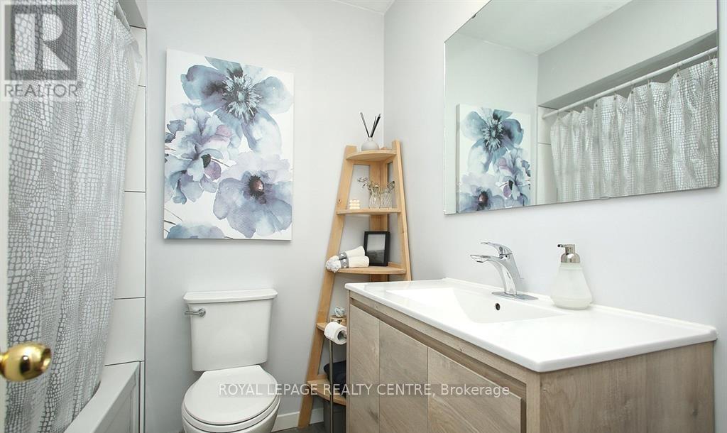 2 - 339 Sheppard Avenue E, Toronto, Ontario  M2N 3B3 - Photo 13 - C13154660