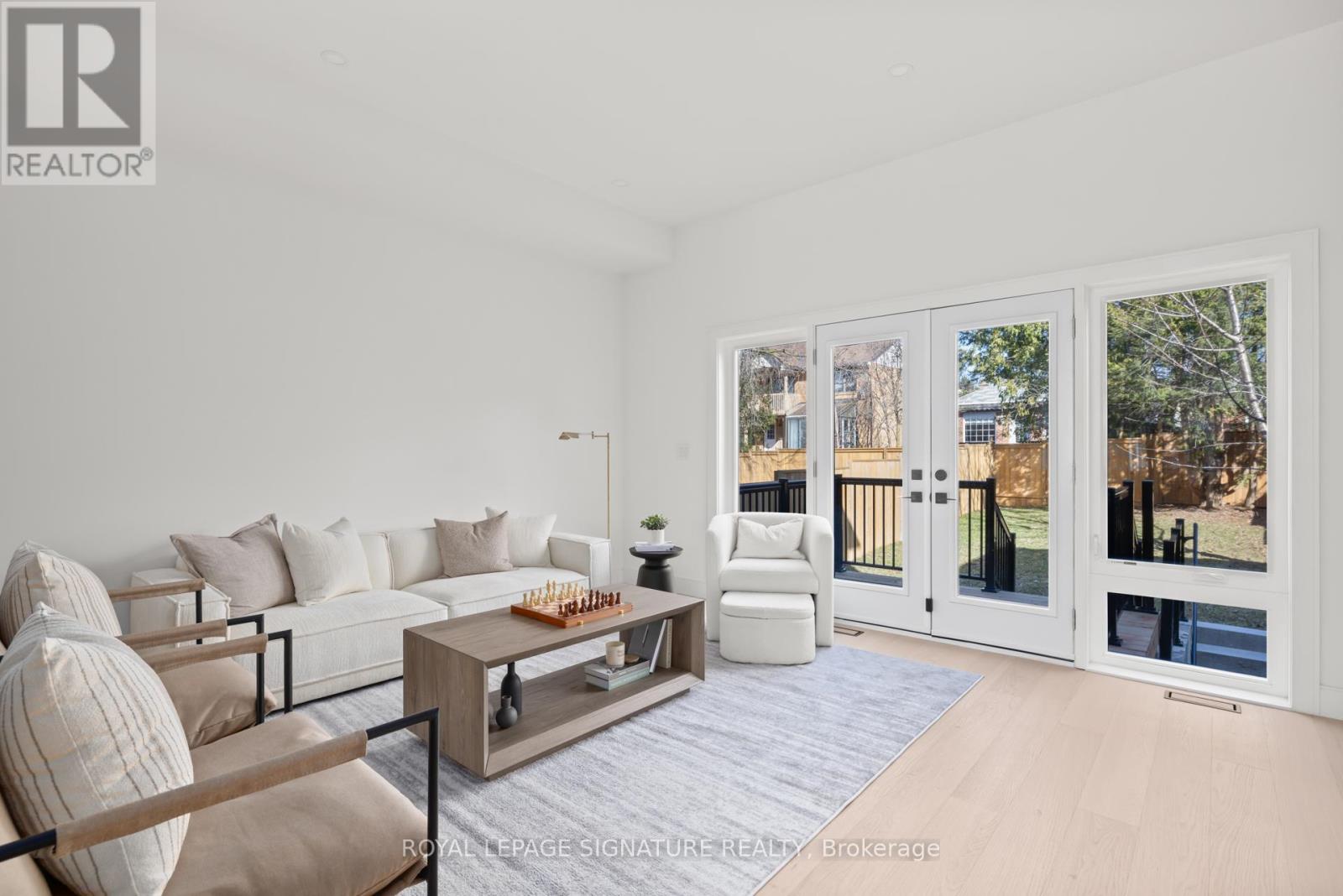 90 Johnston Avenue, Toronto, Ontario  M2N 1H2 - Photo 11 - C13154676