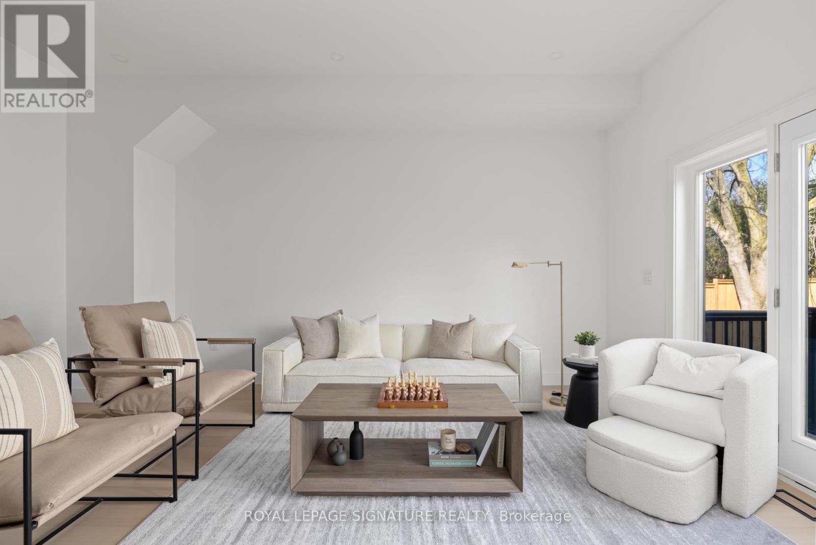 90 Johnston Avenue, Toronto, Ontario  M2N 1H2 - Photo 13 - C13154676