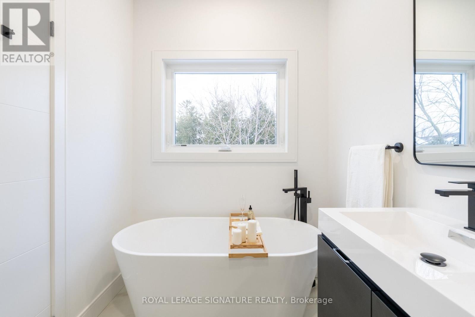 90 Johnston Avenue, Toronto, Ontario  M2N 1H2 - Photo 21 - C13154676