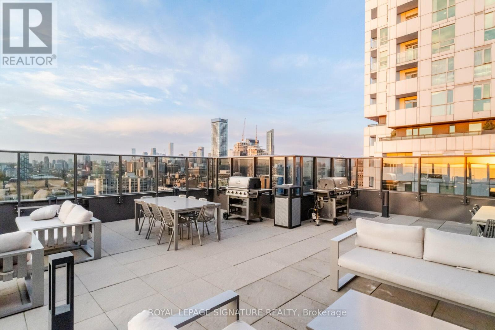 811 - 330 Richmond Street W, Toronto, Ontario  M5V 1X2 - Photo 24 - C13154718