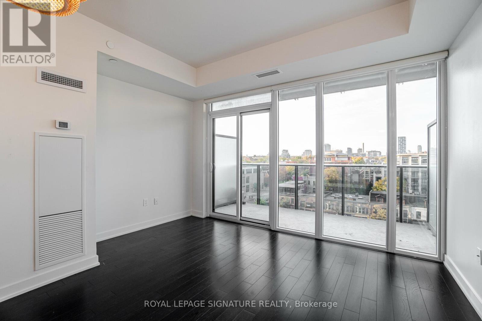 811 - 330 Richmond Street W, Toronto, Ontario  M5V 1X2 - Photo 9 - C13154718