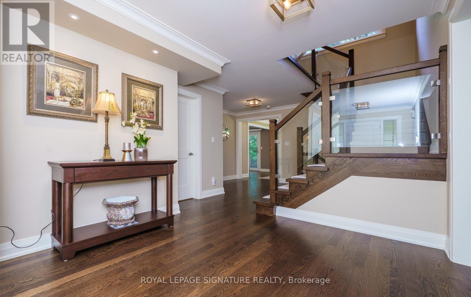 12 Abbeywood Trail, Toronto, Ontario  M3B 3B3 - Photo 5 - C13154756
