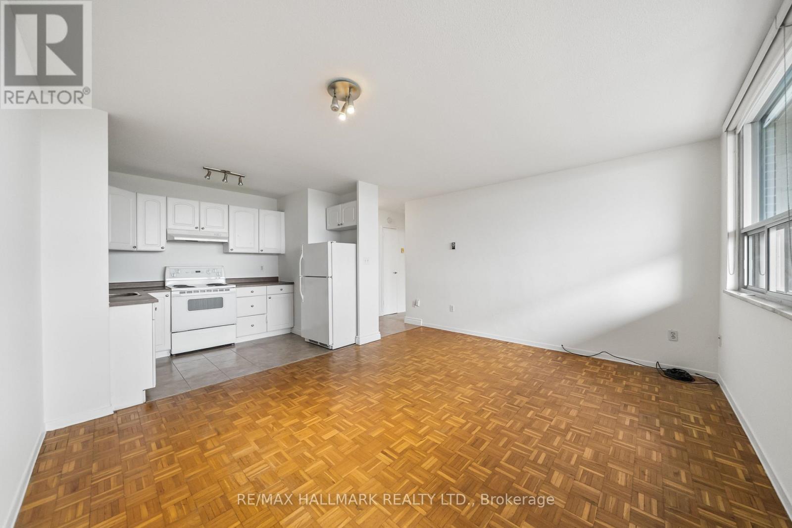 3112 - 40 Homewood Avenue, Toronto, Ontario  M4Y 2K2 - Photo 6 - C13155010