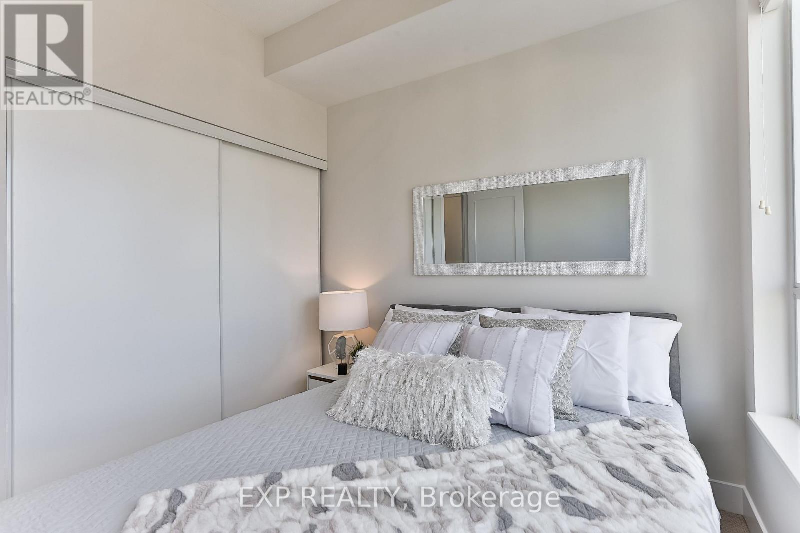2904 - 120 Homewood Avenue, Toronto, Ontario  M4Y 2J3 - Photo 18 - C13155030