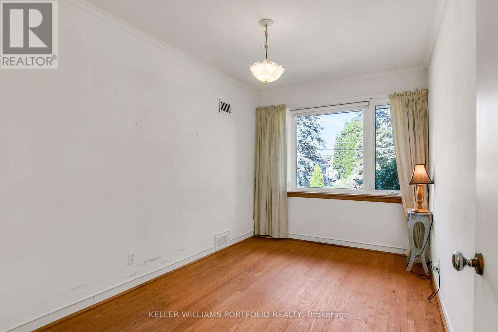 29 Winlock Park, Toronto, Ontario  M2M 1Z1 - Photo 17 - C13155074
