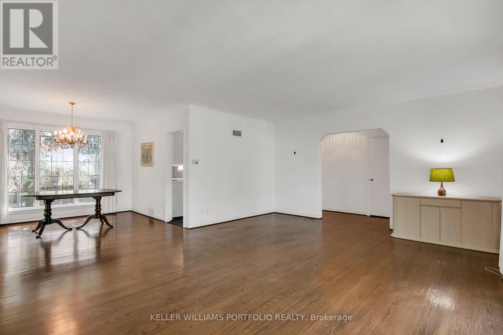 29 Winlock Park, Toronto, Ontario  M2M 1Z1 - Photo 7 - C13155074
