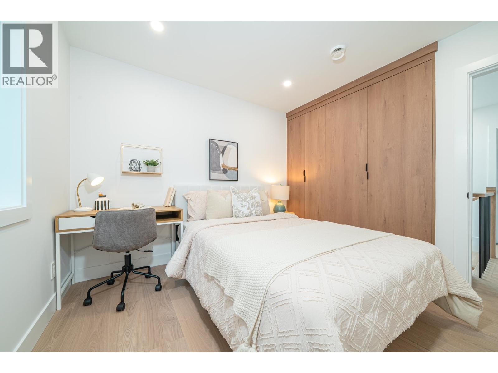 1935 E 4th Avenue, Vancouver, British Columbia  V5N 1K3 - Photo 24 - R3125769