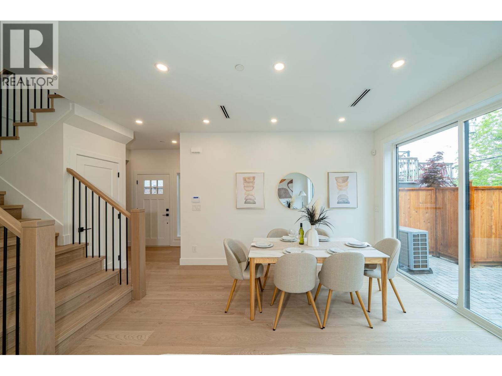 1935 E 4th Avenue, Vancouver, British Columbia  V5N 1K3 - Photo 10 - R3125769