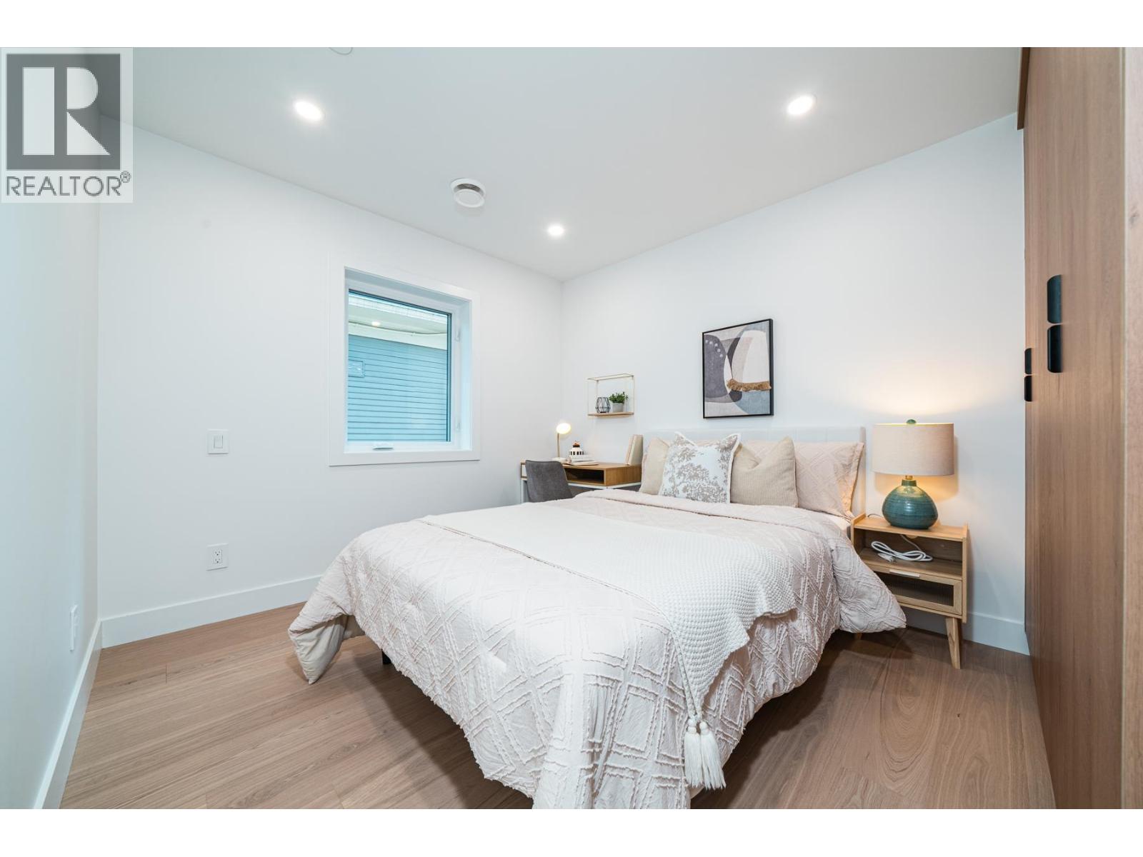 1935 E 4th Avenue, Vancouver, British Columbia  V5N 1K3 - Photo 23 - R3125769