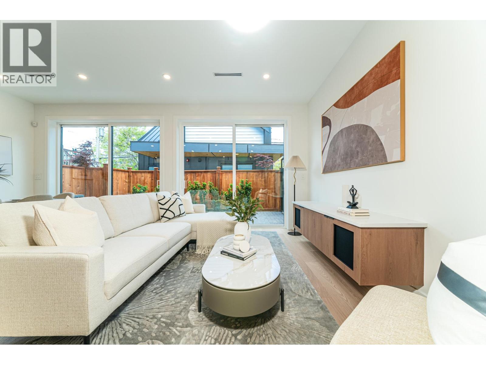 1935 E 4th Avenue, Vancouver, British Columbia  V5N 1K3 - Photo 8 - R3125769