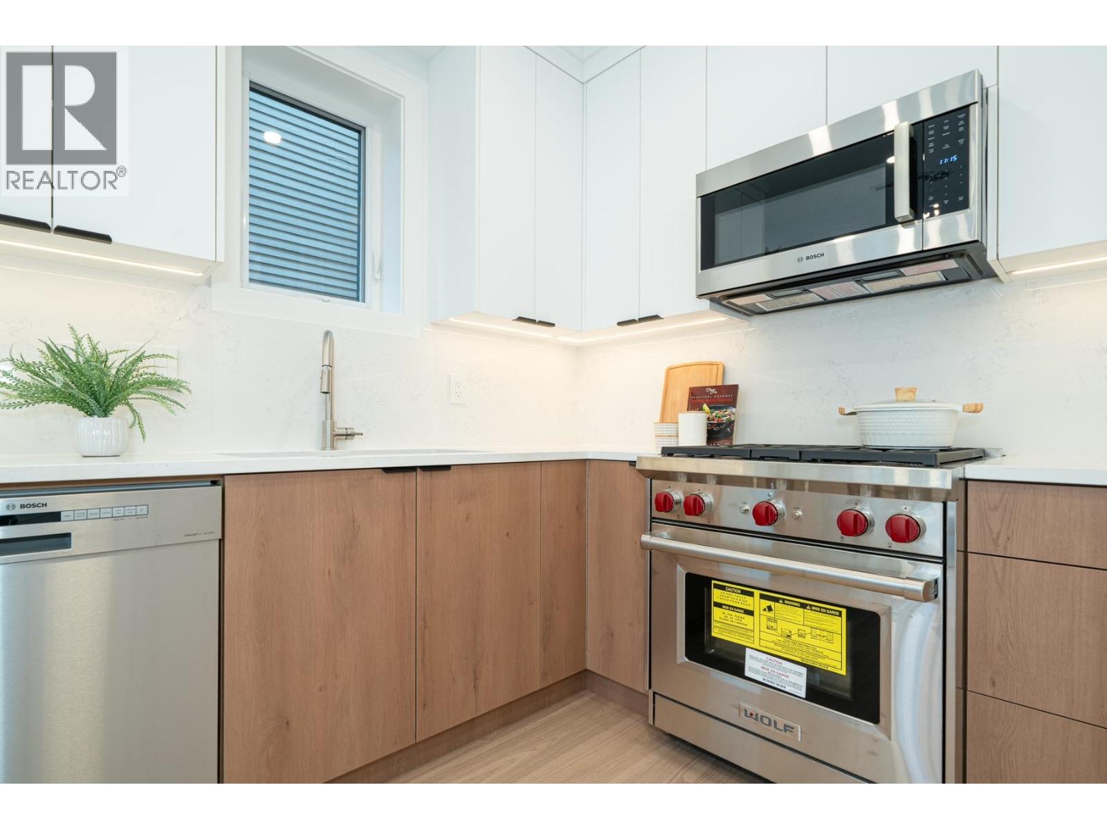 1935 E 4th Avenue, Vancouver, British Columbia  V5N 1K3 - Photo 15 - R3125769