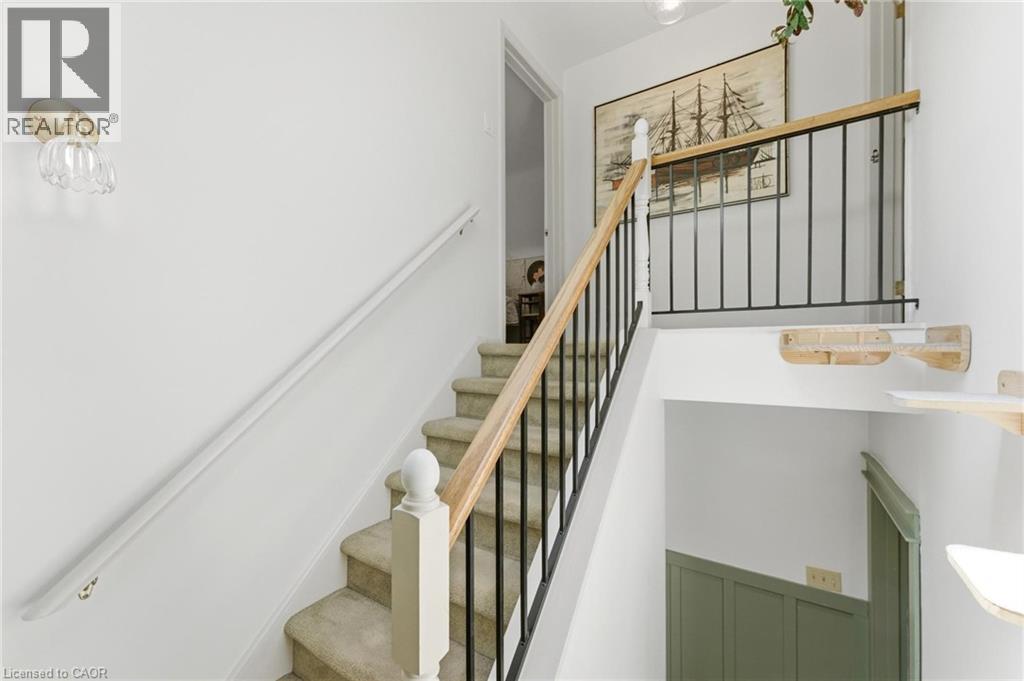 23 Marion Crescent, Dundas, Ontario  L9H 1H9 - Photo 22 - 40832061