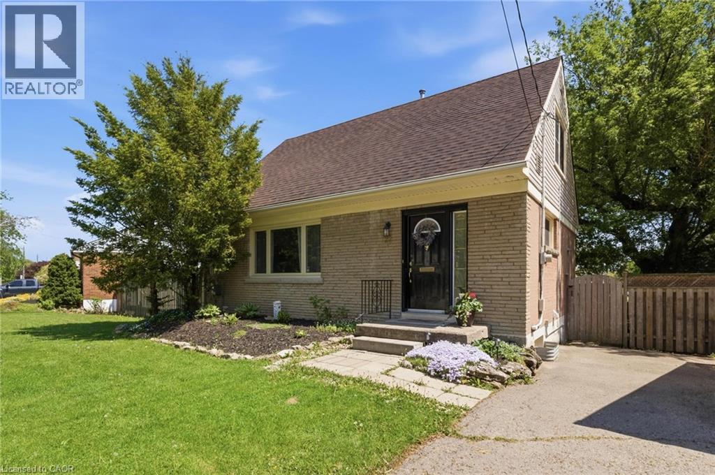 23 Marion Crescent, Dundas, Ontario  L9H 1H9 - Photo 2 - 40832061