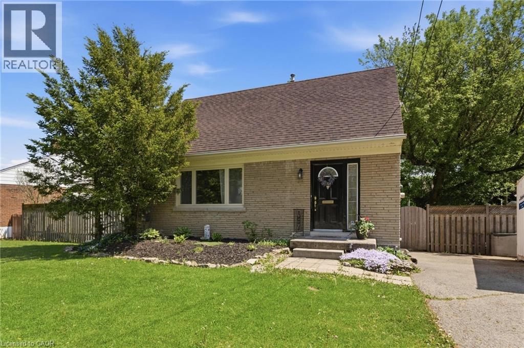 23 MARION Crescent, Dundas, Ontario