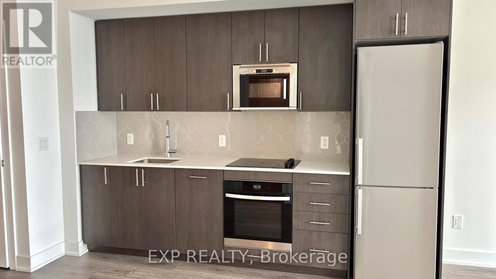 921 - 2545 Simcoe Street N, Oshawa, Ontario  L1L 0W3 - Photo 3 - E13154748