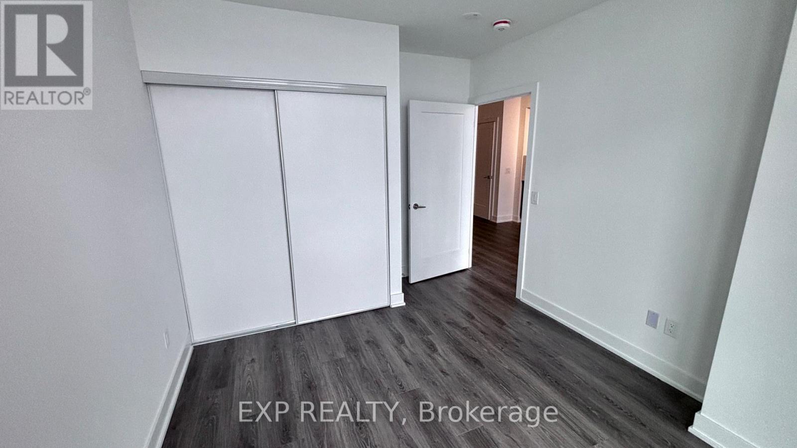 921 - 2545 Simcoe Street N, Oshawa, Ontario  L1L 0W3 - Photo 5 - E13154748