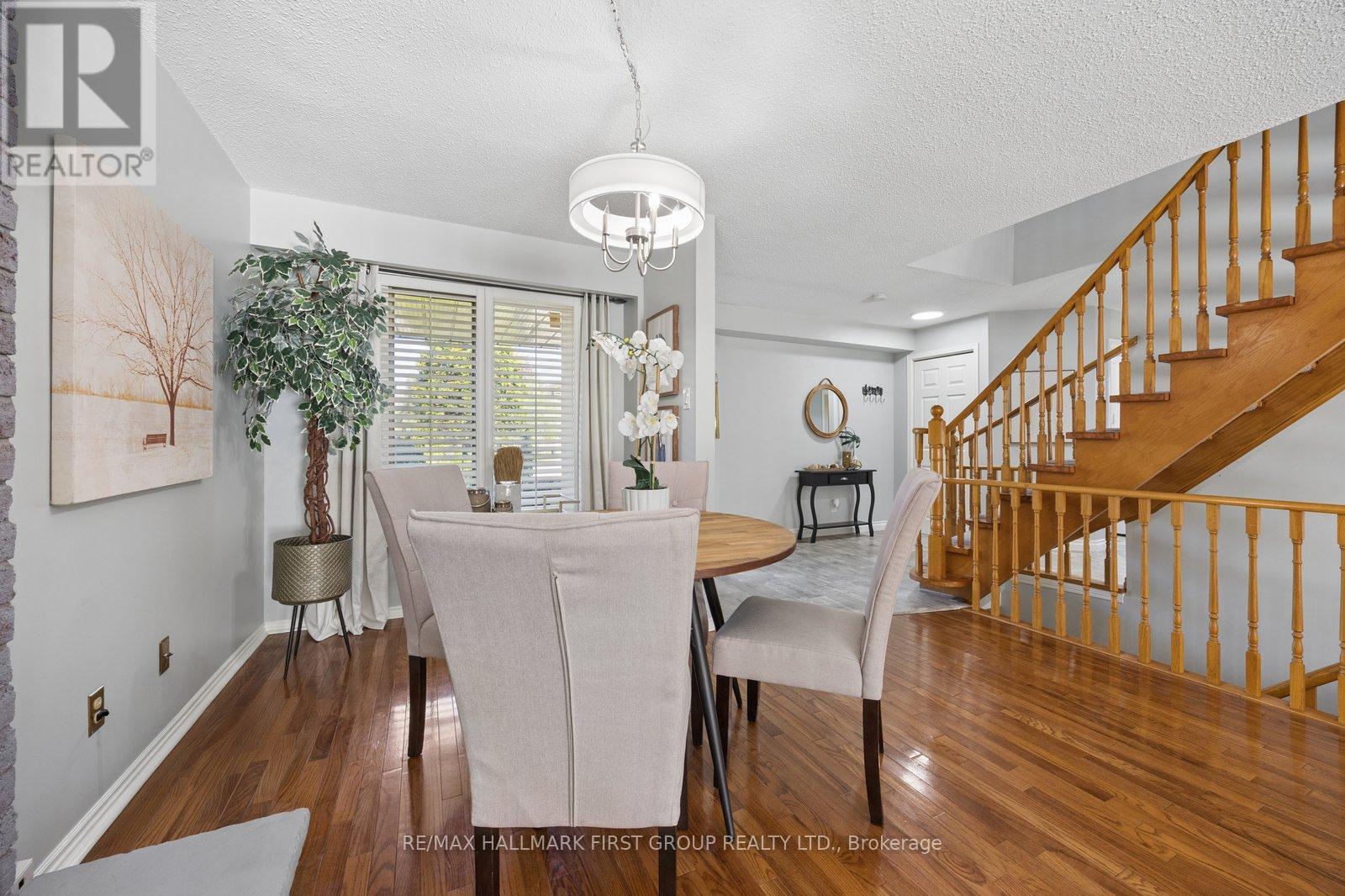 28 Empson Court, Ajax, Ontario  L1S 3Y3 - Photo 4 - E13154754