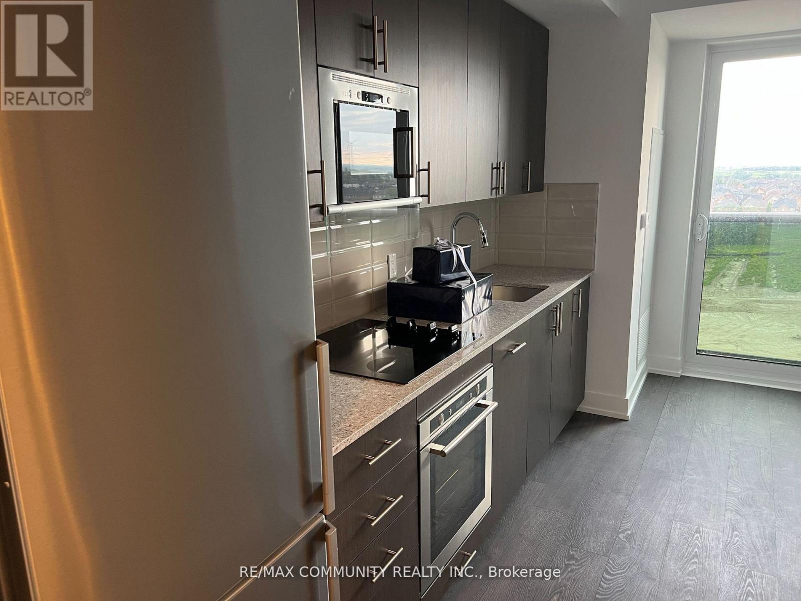 #903 - 2550 Simcoe Street N, Oshawa, Ontario  L1L 0R5 - Photo 4 - E13154936