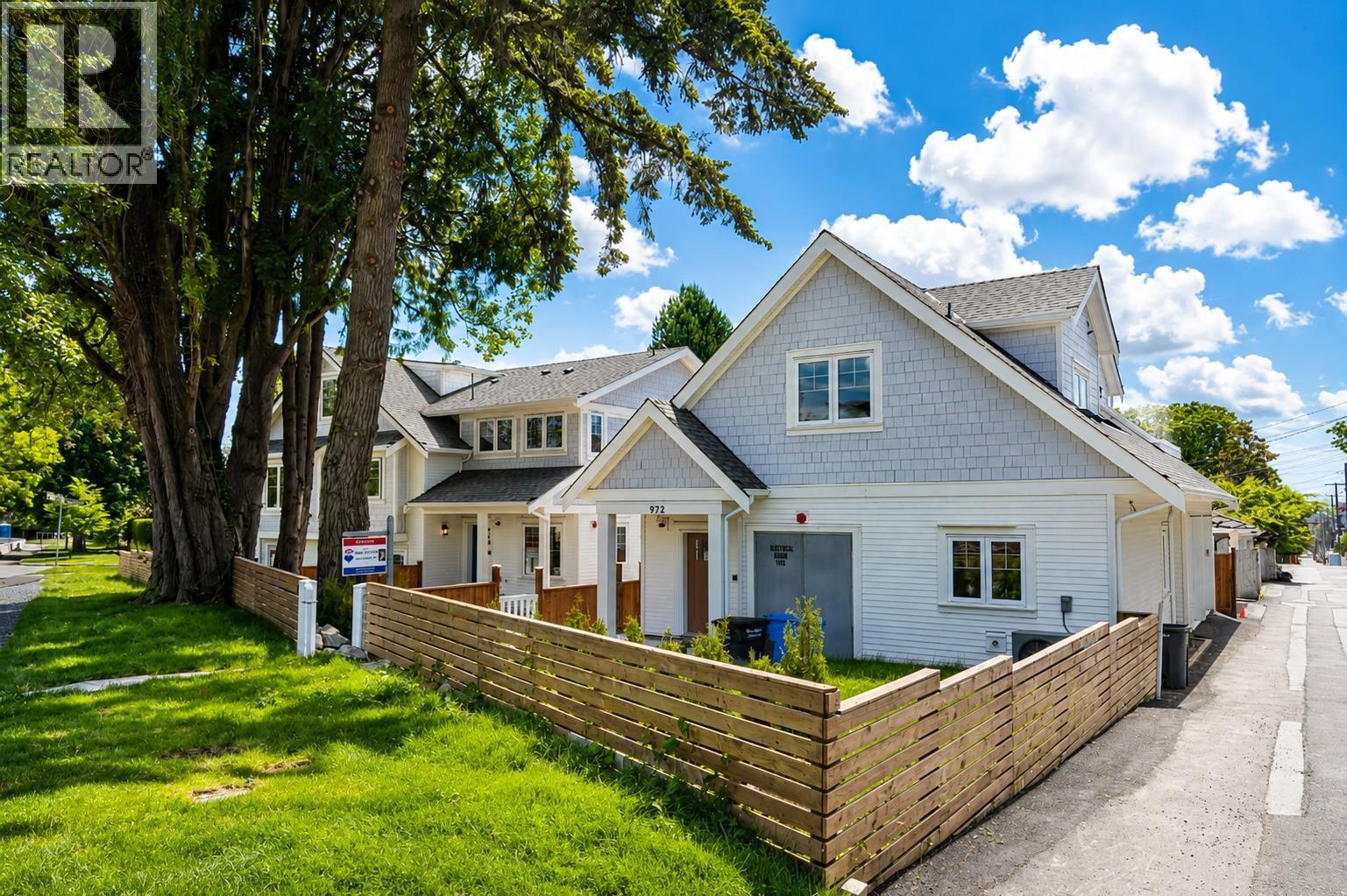 972 PARK DRIVE, Vancouver, British Columbia
