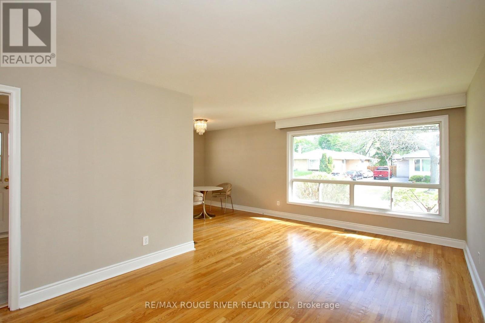 19 Thornbeck Drive, Toronto, Ontario  M1G 2J7 - Photo 18 - E13155022
