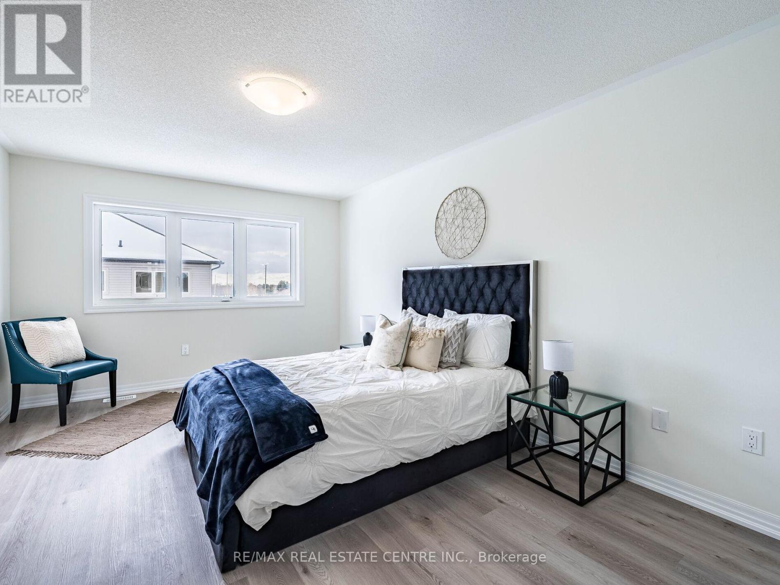 553 Ted Marks Drive, Oshawa, Ontario  L1L 0X3 - Photo 28 - E13155048
