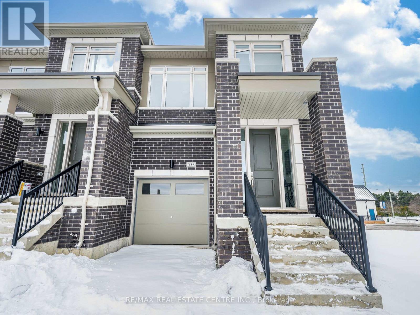 553 Ted Marks Drive, Oshawa, Ontario  L1L 0X3 - Photo 3 - E13155048