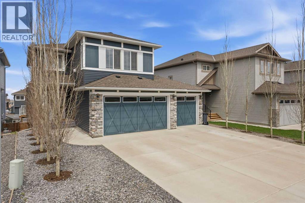 660 Harrison Court, Crossfield, Alberta  T0M 0S0 - Photo 2 - A2311295