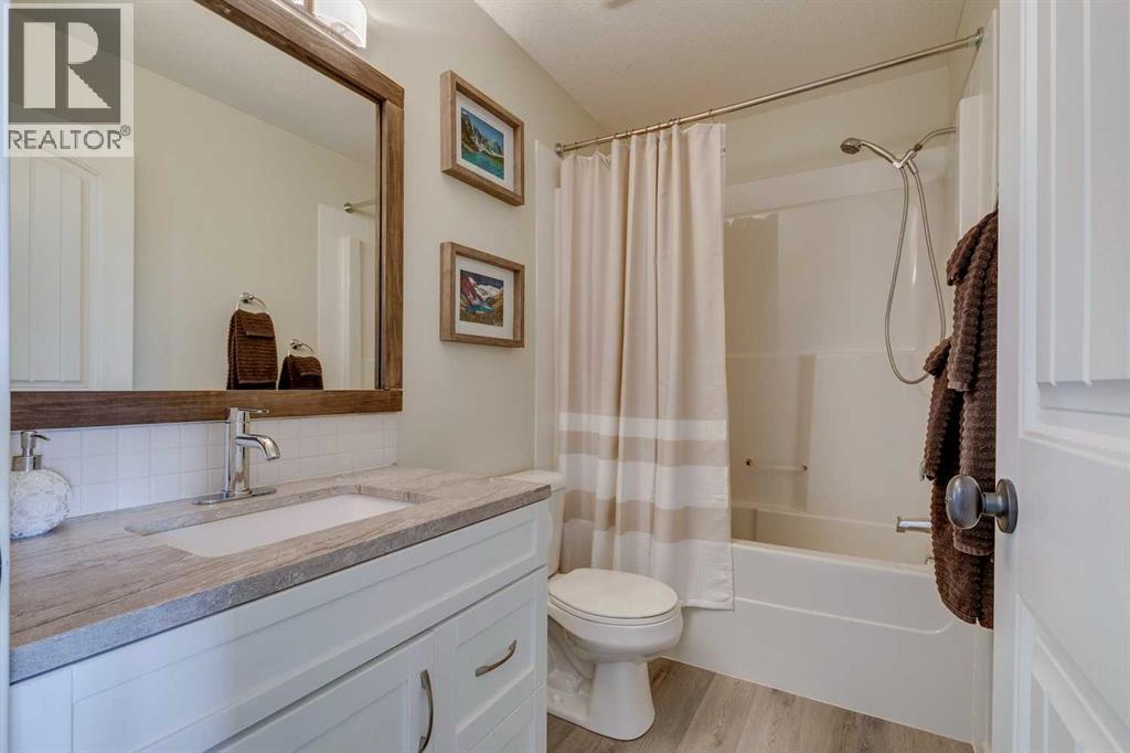 44 Everridge Common SW, Calgary, Alberta  T2Y 5G9 - Photo 10 - A2312778