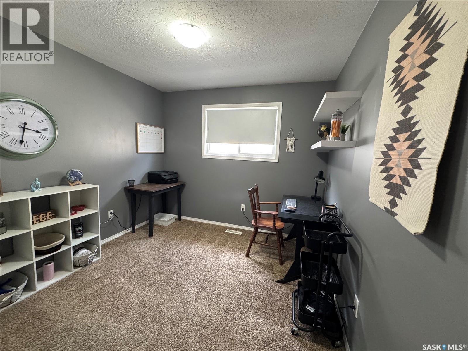 43 Marshall Crescent, Regina, Saskatchewan  S4R 4Y8 - Photo 15 - SK036670