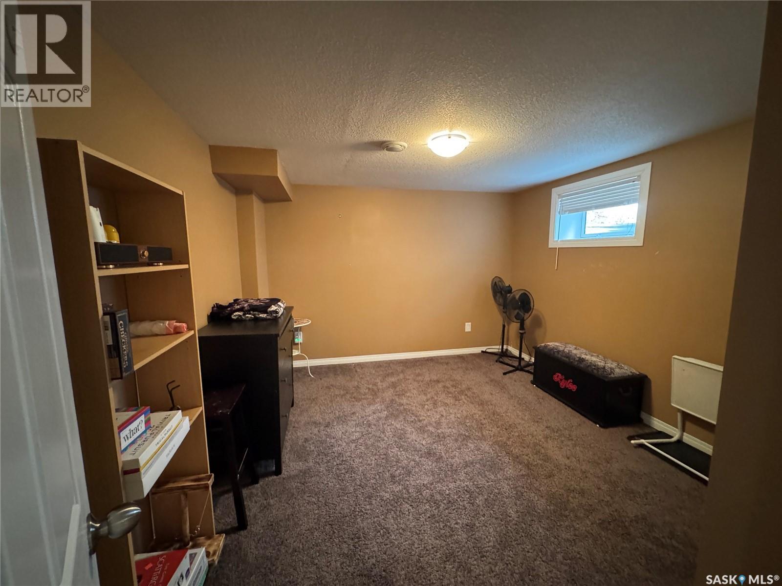 43 Marshall Crescent, Regina, Saskatchewan  S4R 4Y8 - Photo 24 - SK036670