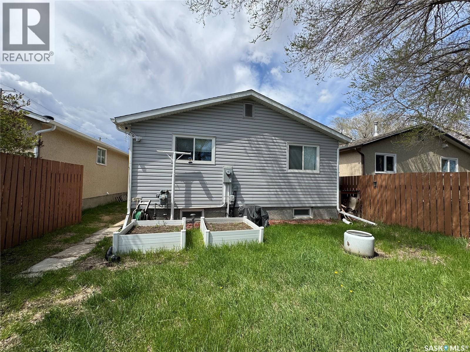 43 Marshall Crescent, Regina, Saskatchewan  S4R 4Y8 - Photo 32 - SK036670