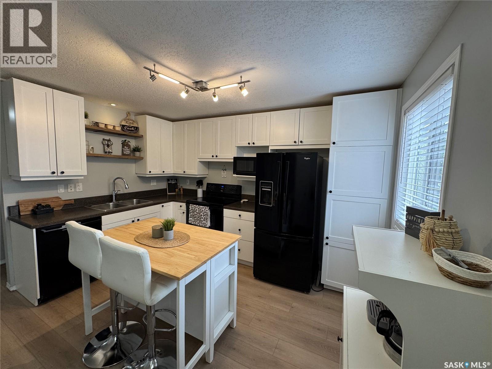 43 Marshall Crescent, Regina, Saskatchewan  S4R 4Y8 - Photo 6 - SK036670